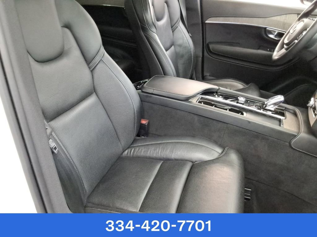 Used 2022 Volvo XC90 T8 Inscription image 16