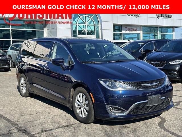 Used 2019 Chrysler Pacifica Touring Plus