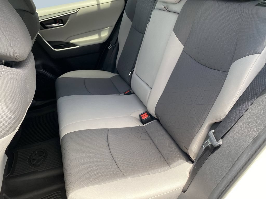 Used 2023 Toyota RAV4 XLE w/ Convenience Package FWD image 29