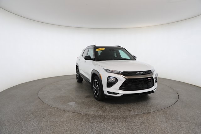 Used 2021 Chevrolet TrailBlazer RS w/ Technology Package image 28