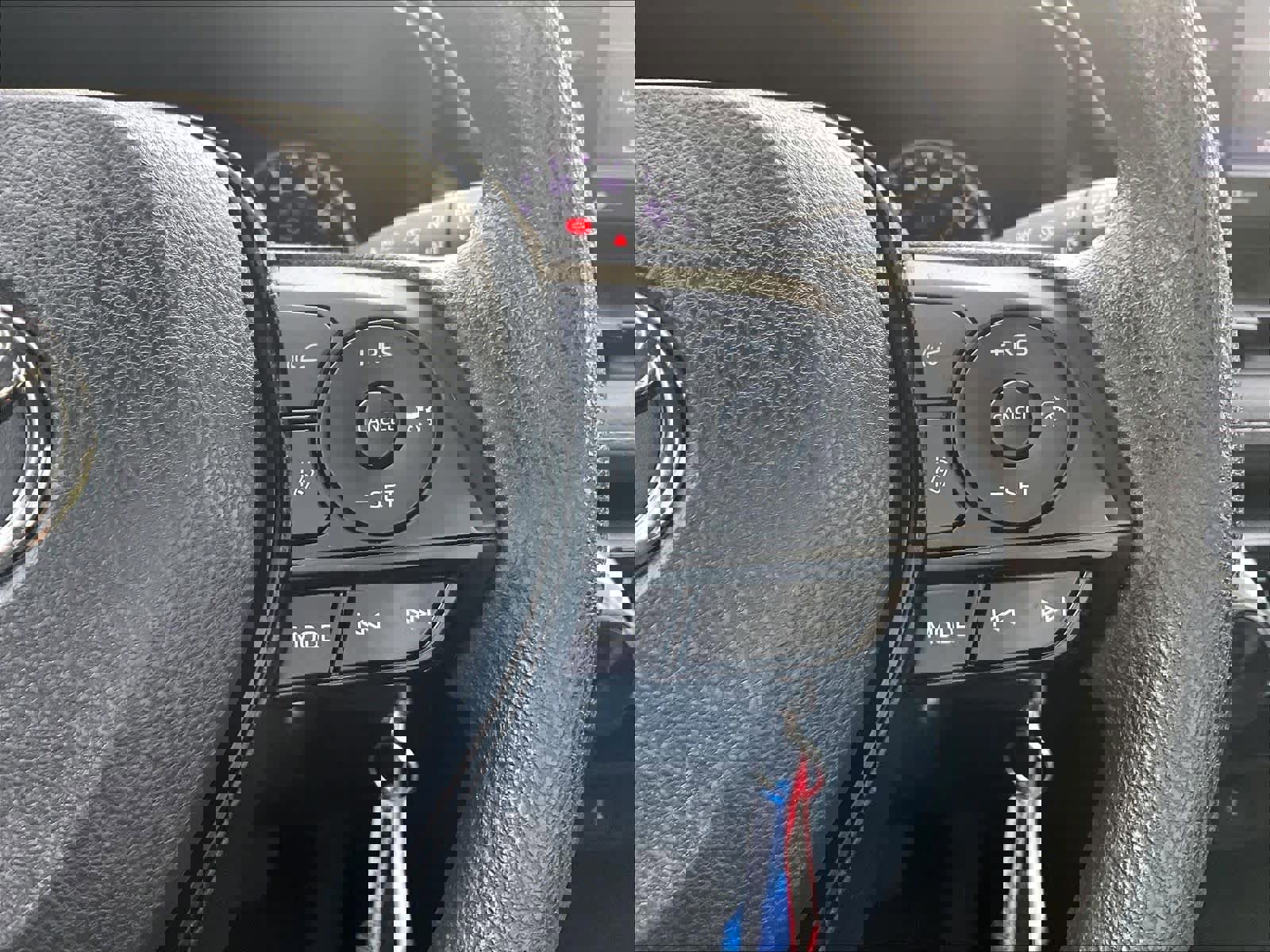 Used 2022 Toyota RAV4 LE image 24