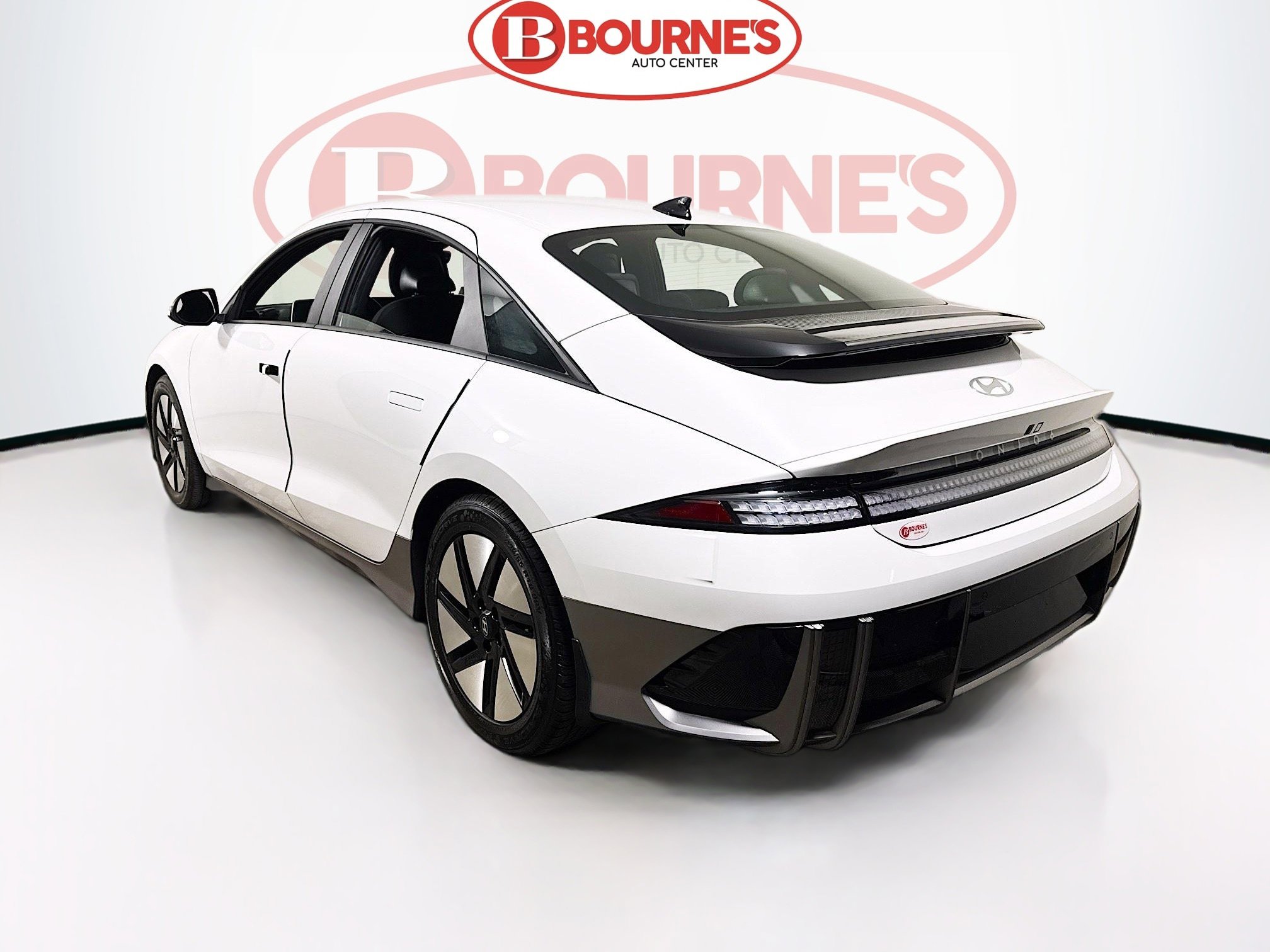 Used 2024 Hyundai Ioniq 6 SE AWD/4WD image 8