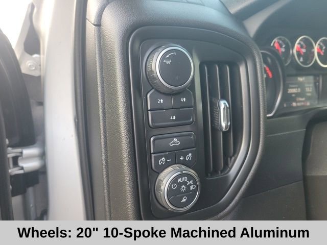Used 2022 Chevrolet Silverado 2500 Custom w/ Custom Value Package image 11