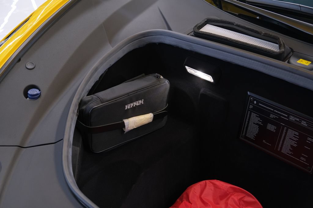Used 2021 Ferrari F8 Tributo RWD image 61