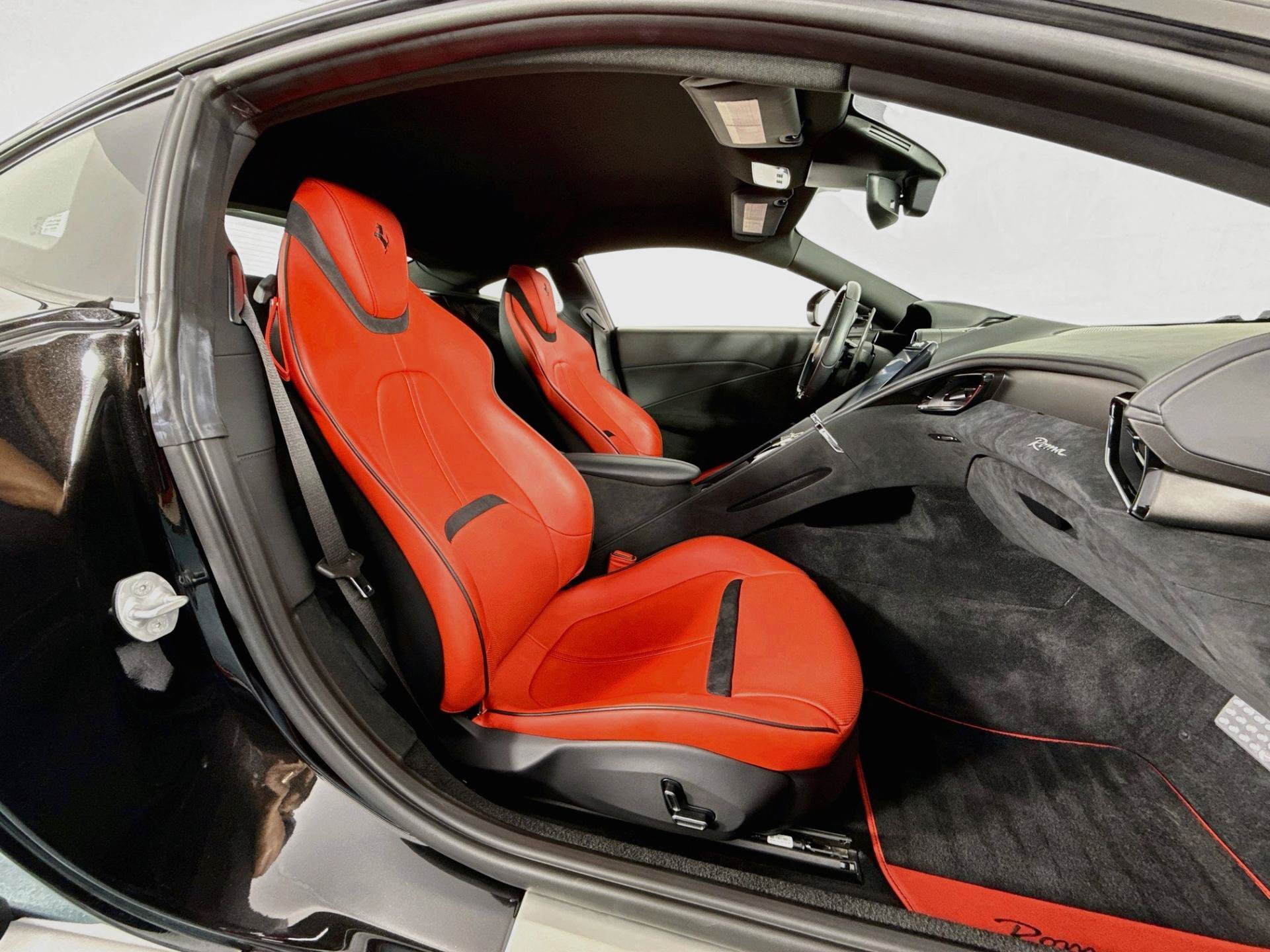 Used 2022 Ferrari Roma RWD image 29