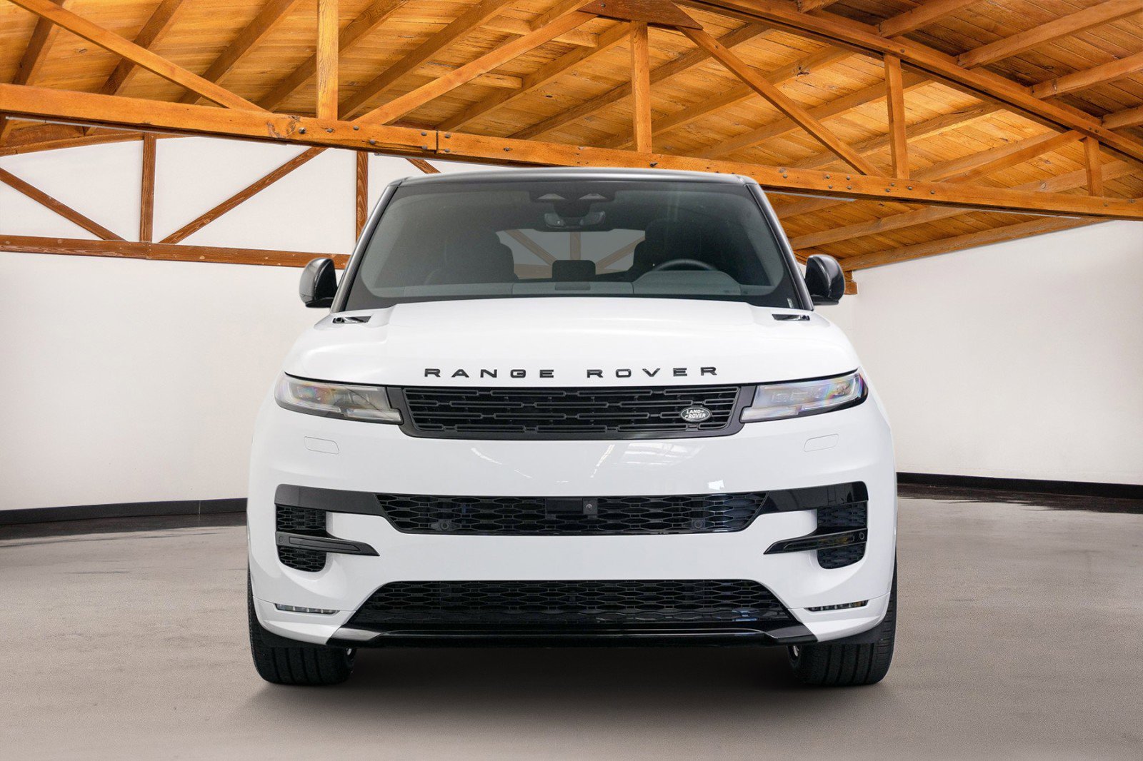 Used 2025 Land Rover Range Rover Sport Dynamic SE image 8