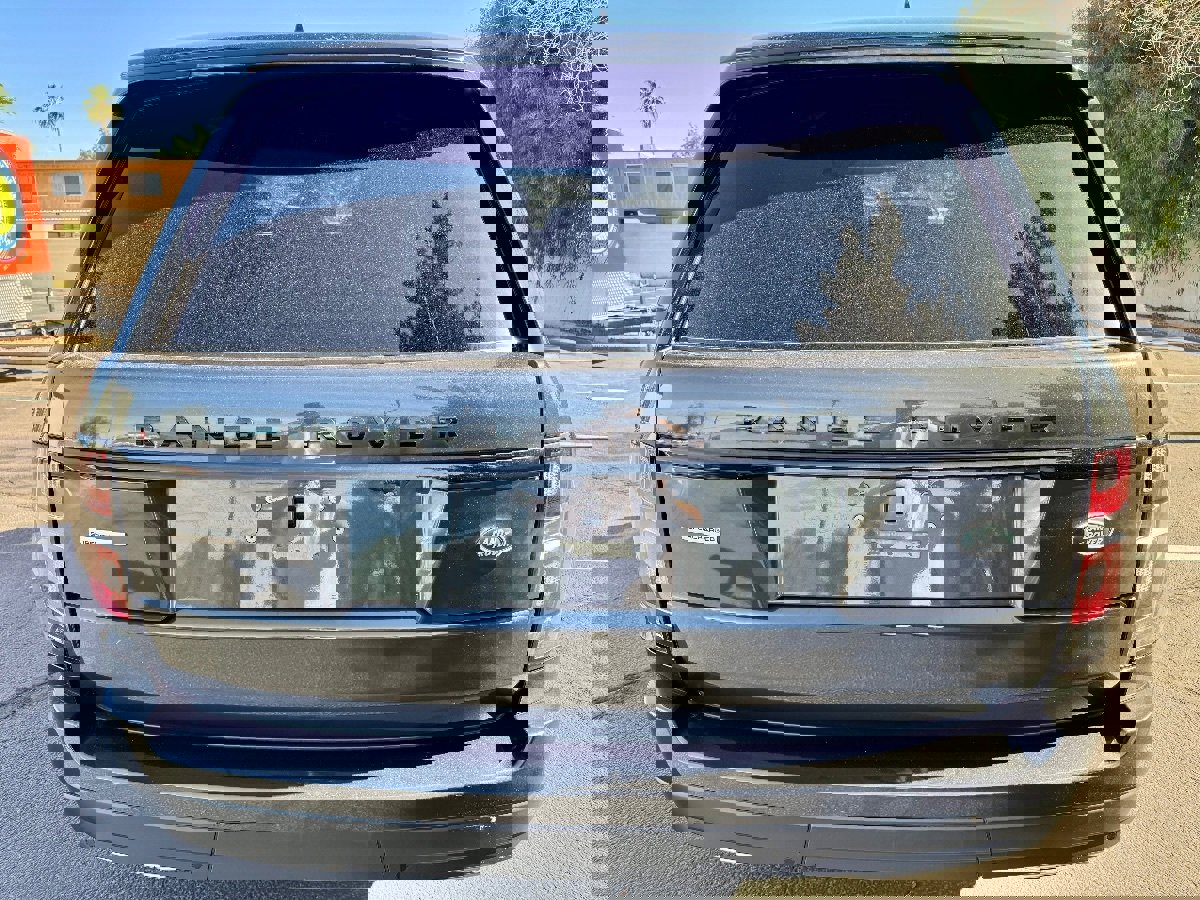 Used 2019 Land Rover Range Rover Supercharged AWD/4WD image 8