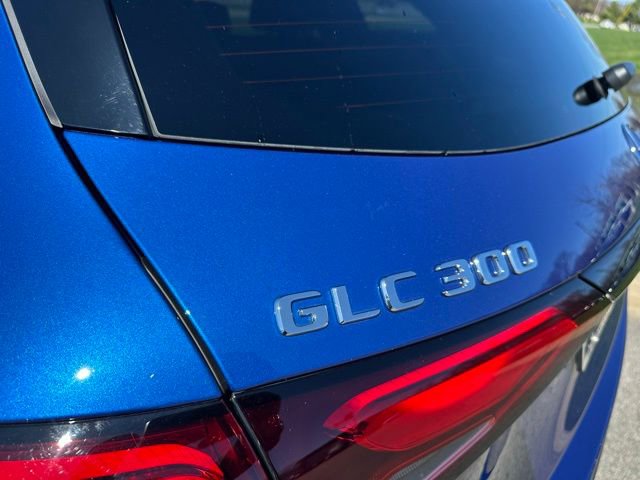Used 2026 Mercedes-Benz GLC 300 4MATIC image 11