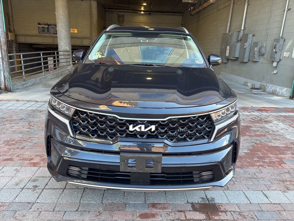 Certified 2023 Kia Sorento EX image 2