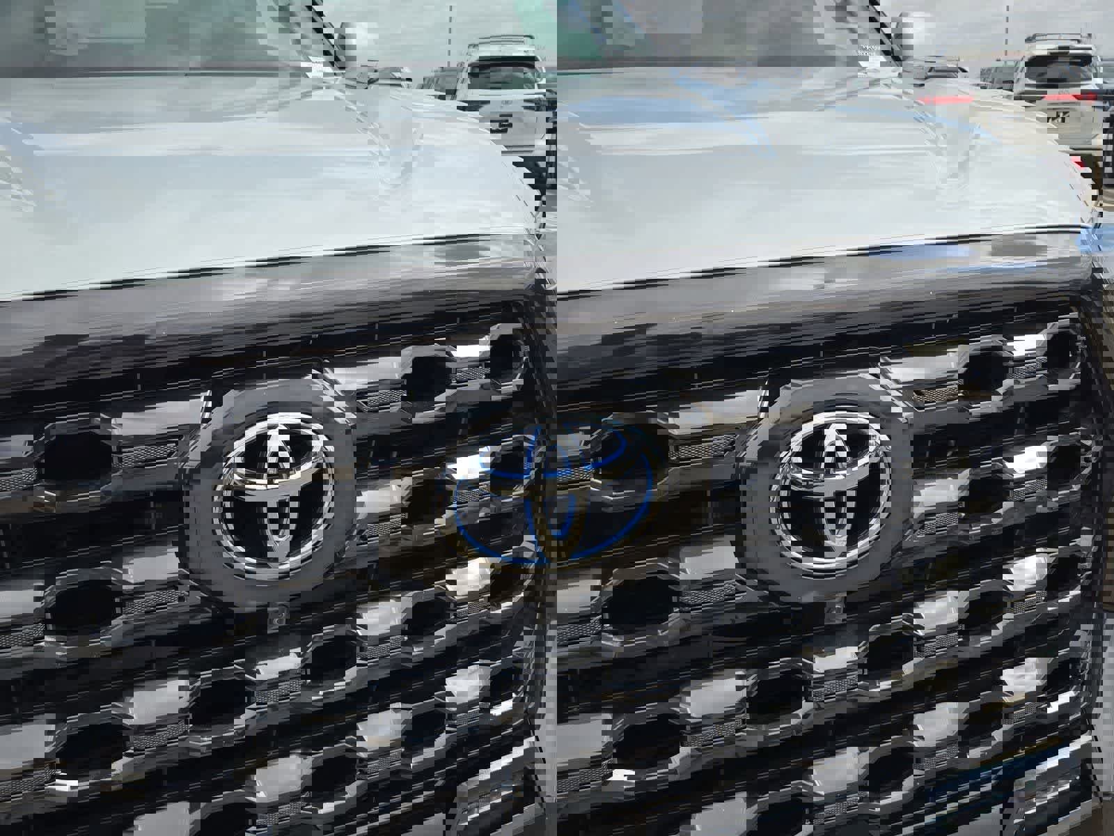 Used 2023 Toyota Tundra Platinum w/ Advanced Package image 11