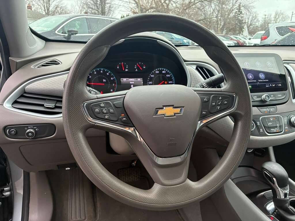 Used 2023 Chevrolet Malibu LS image 11