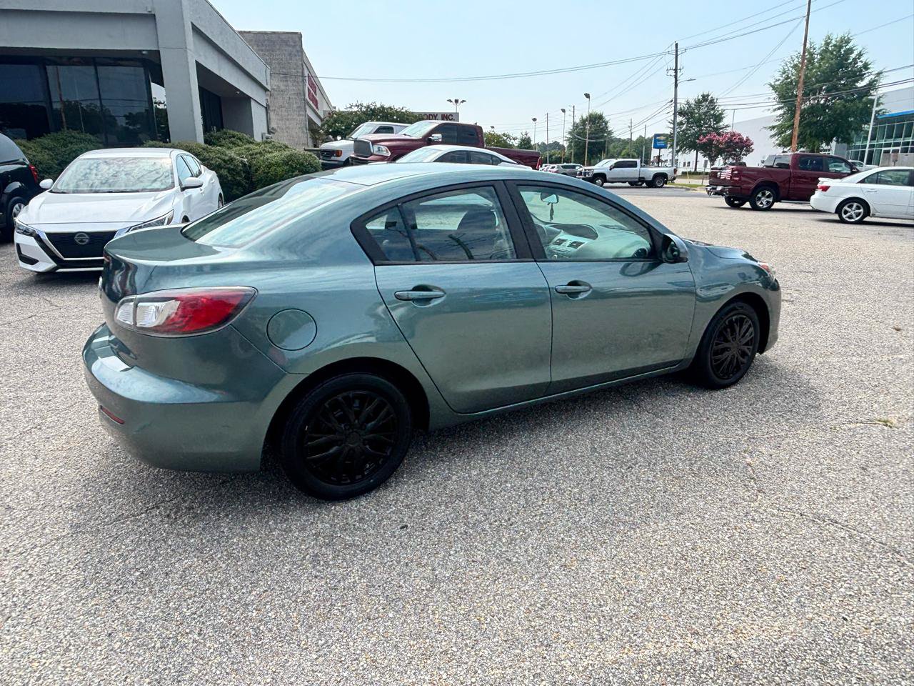 Used 2013 MAZDA MAZDA3 i SV w/ Convenience Pkg FWD image 41