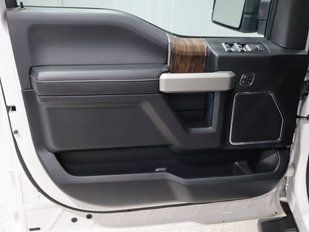 Used 2018 Ford F150 Lariat w/ Equipment Group 502A Luxury AWD/4WD image 13