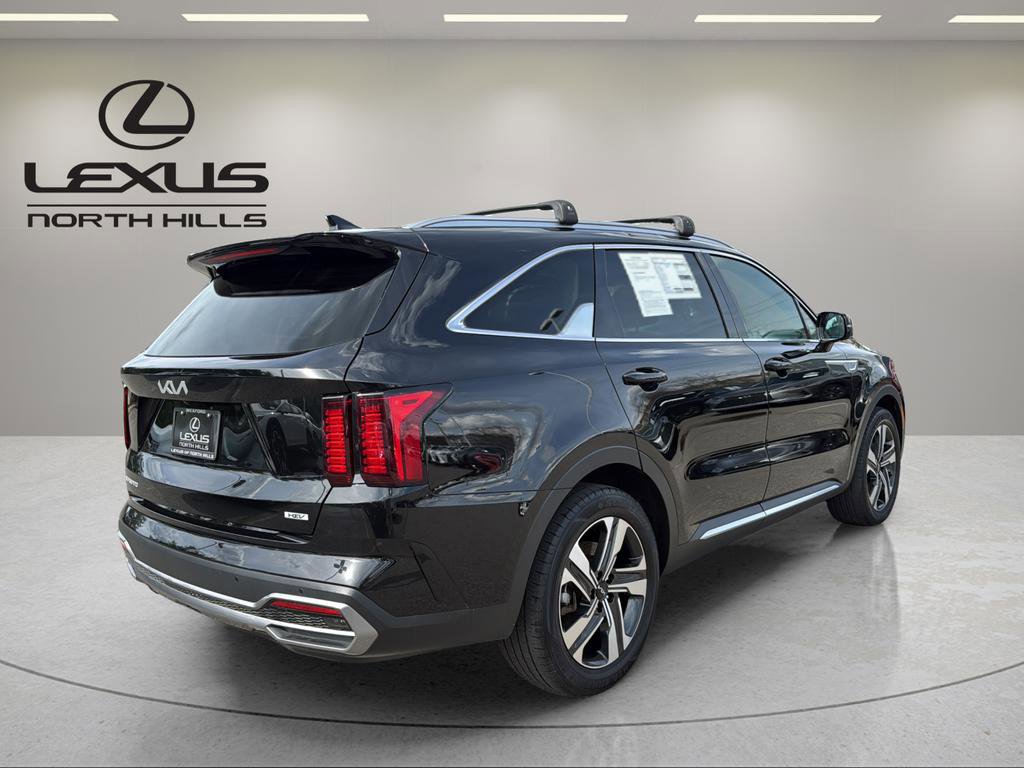 Used 2023 Kia Sorento EX w/ Panoramic Sunroof Package image 6