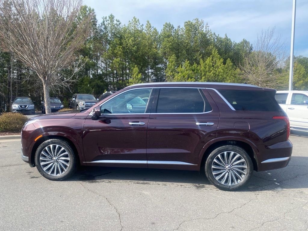 Used 2024 Hyundai Palisade Calligraphy image 6