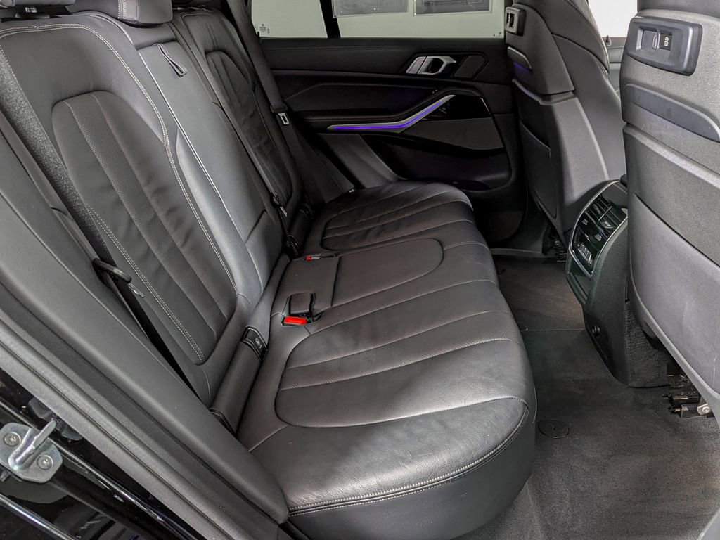 Used 2020 BMW X5 xDrive40i w/ Convenience Package image 39