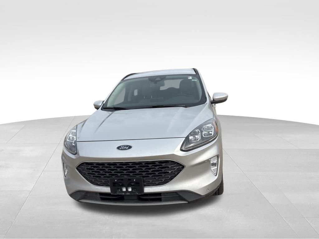 Used 2020 Ford Escape Titanium image 8