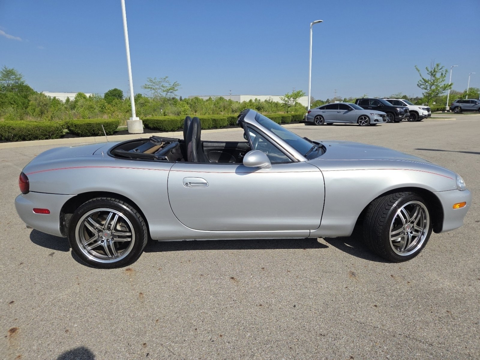 Used 2003 MAZDA MX-5 Miata image 18