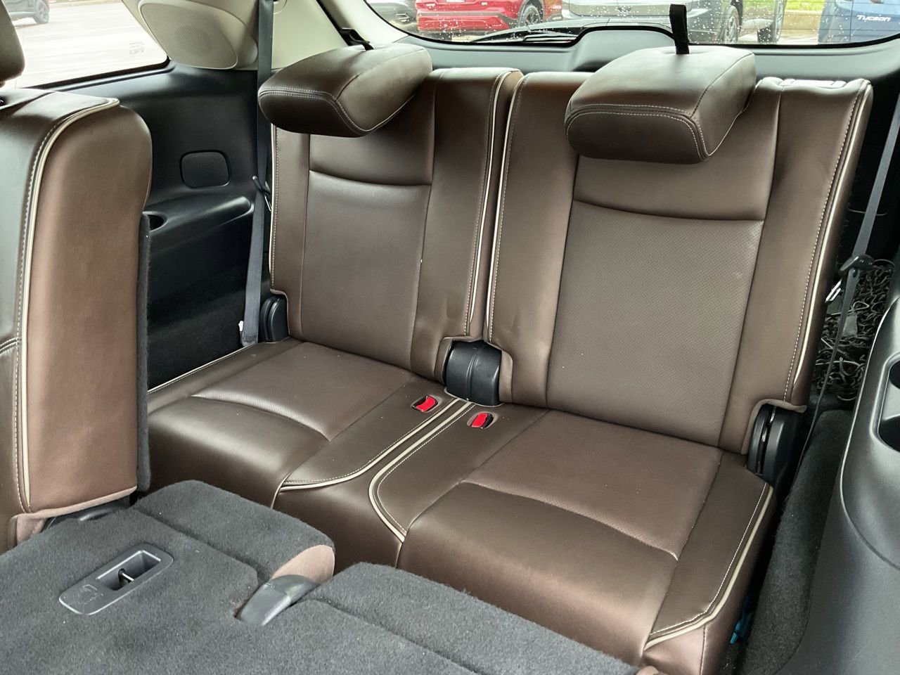 Used 2017 INFINITI QX60 FWD w/ Deluxe Technology Package image 17