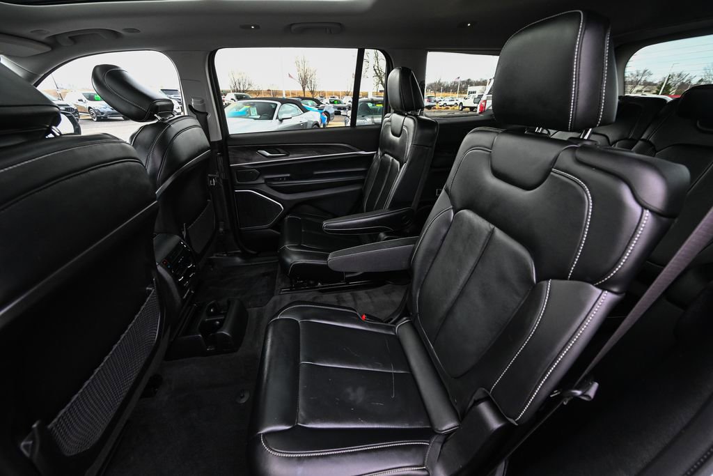 Used 2021 Jeep Grand Cherokee L Limited image 22