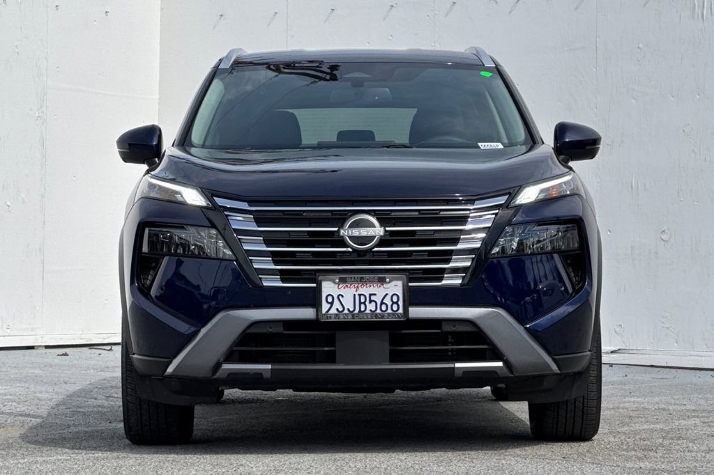 Used 2025 Nissan Rogue SL image 8