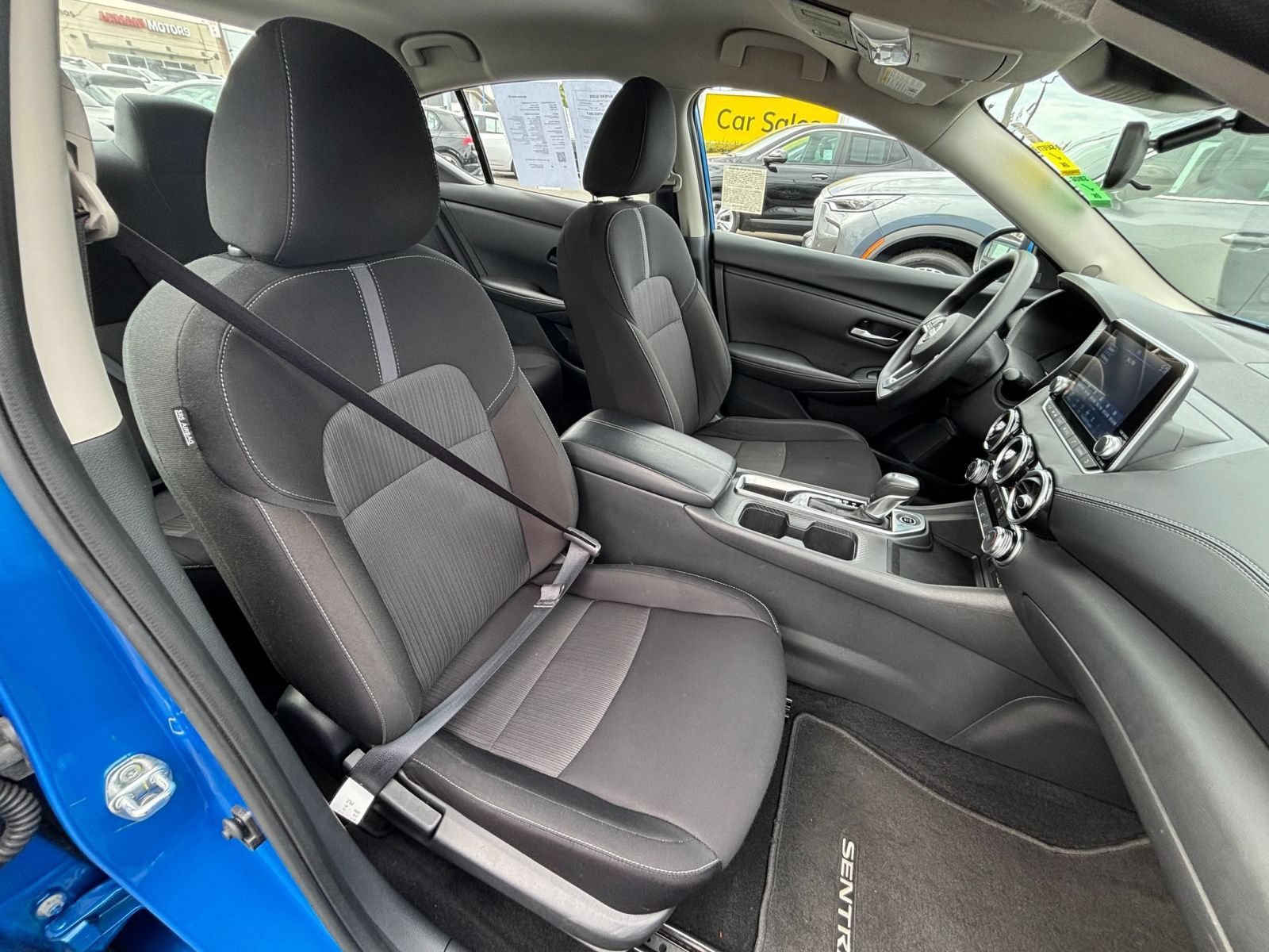 Used 2025 Nissan Sentra SV FWD image 29
