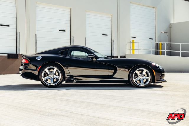 Used 2017 Dodge Viper SRT-10 RWD image 9