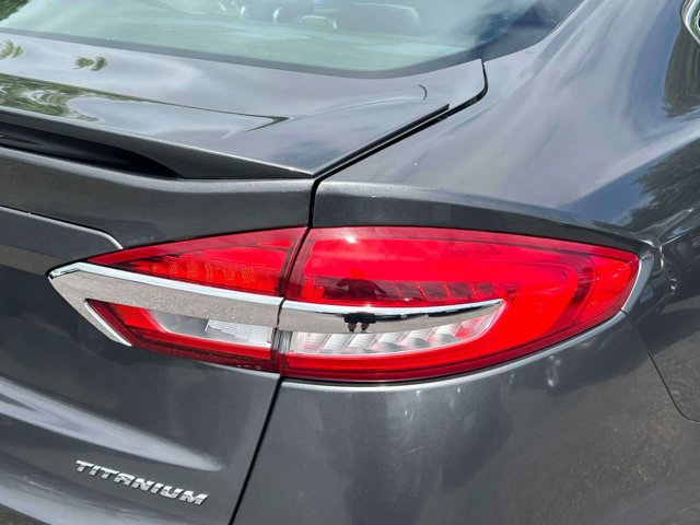 Used 2019 Ford Fusion Energi Titanium FWD image 13