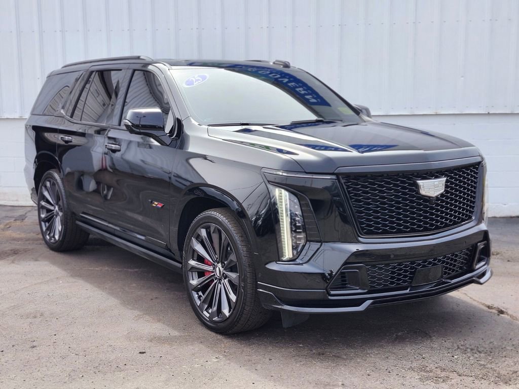 Certified 2025 Cadillac Escalade V w/ LPO, Floor Liner Package image 7