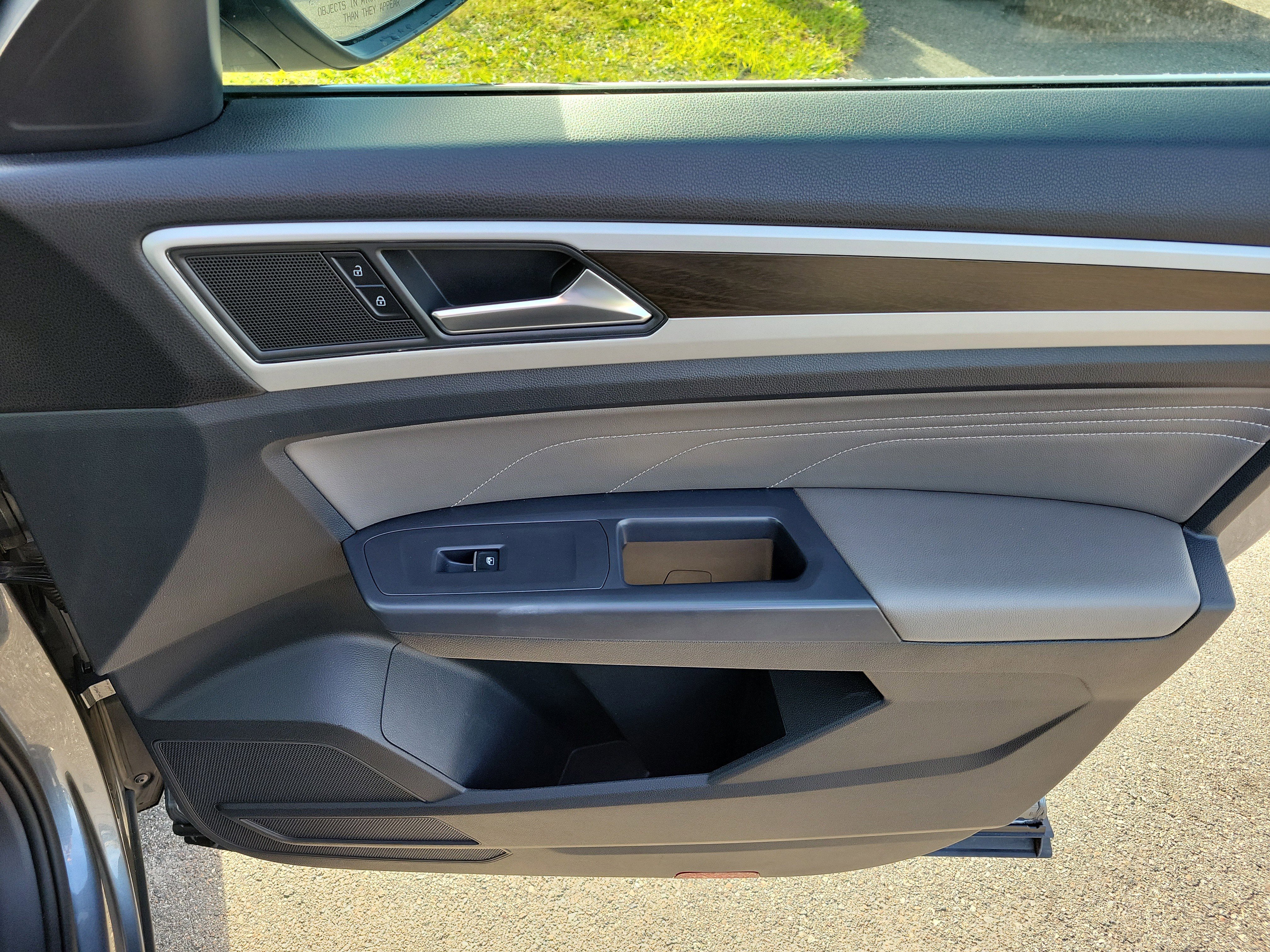 Used 2021 Volkswagen Atlas SE image 10