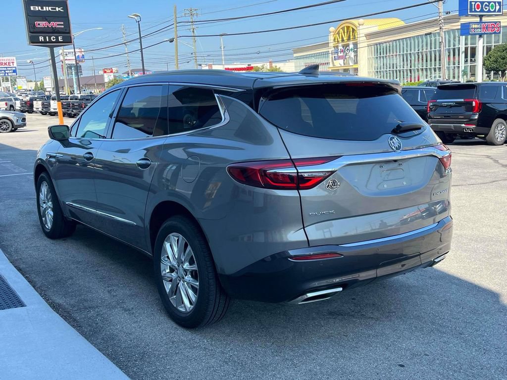 Certified 2018 Buick Enclave Premium w/ Experience Buick Package FWD image 5