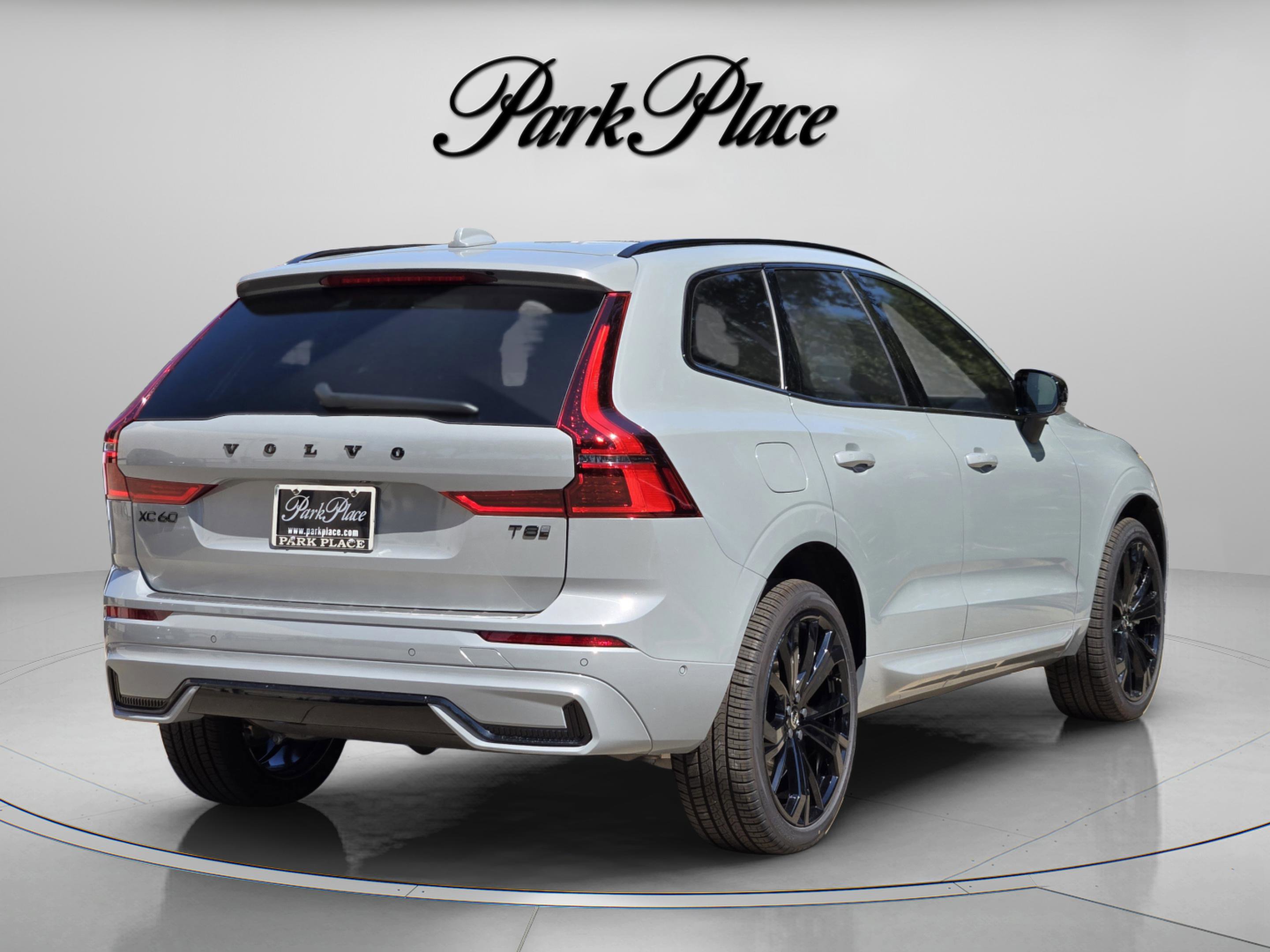 New 2026 Volvo XC60 T8 Ultra w/ Protection Package Premier image 6