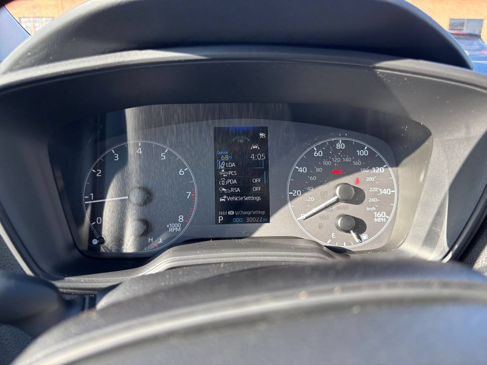 Used 2025 Toyota Corolla LE FWD image 37