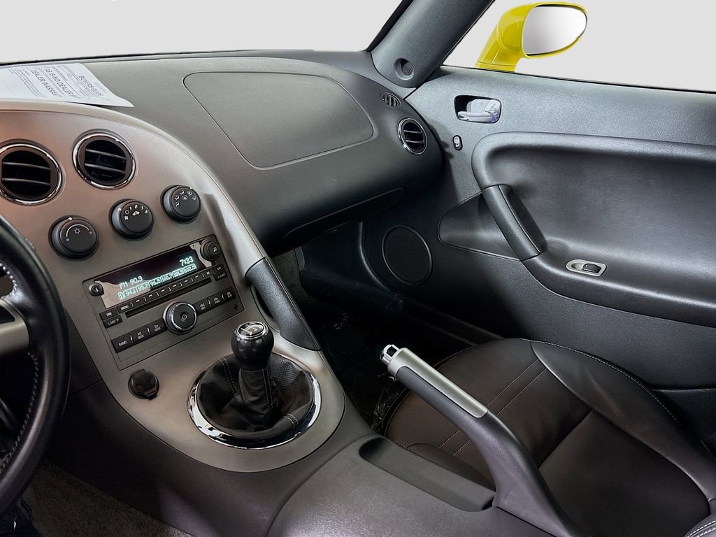 Used 2007 Pontiac Solstice GXP w/ Premium Package image 23