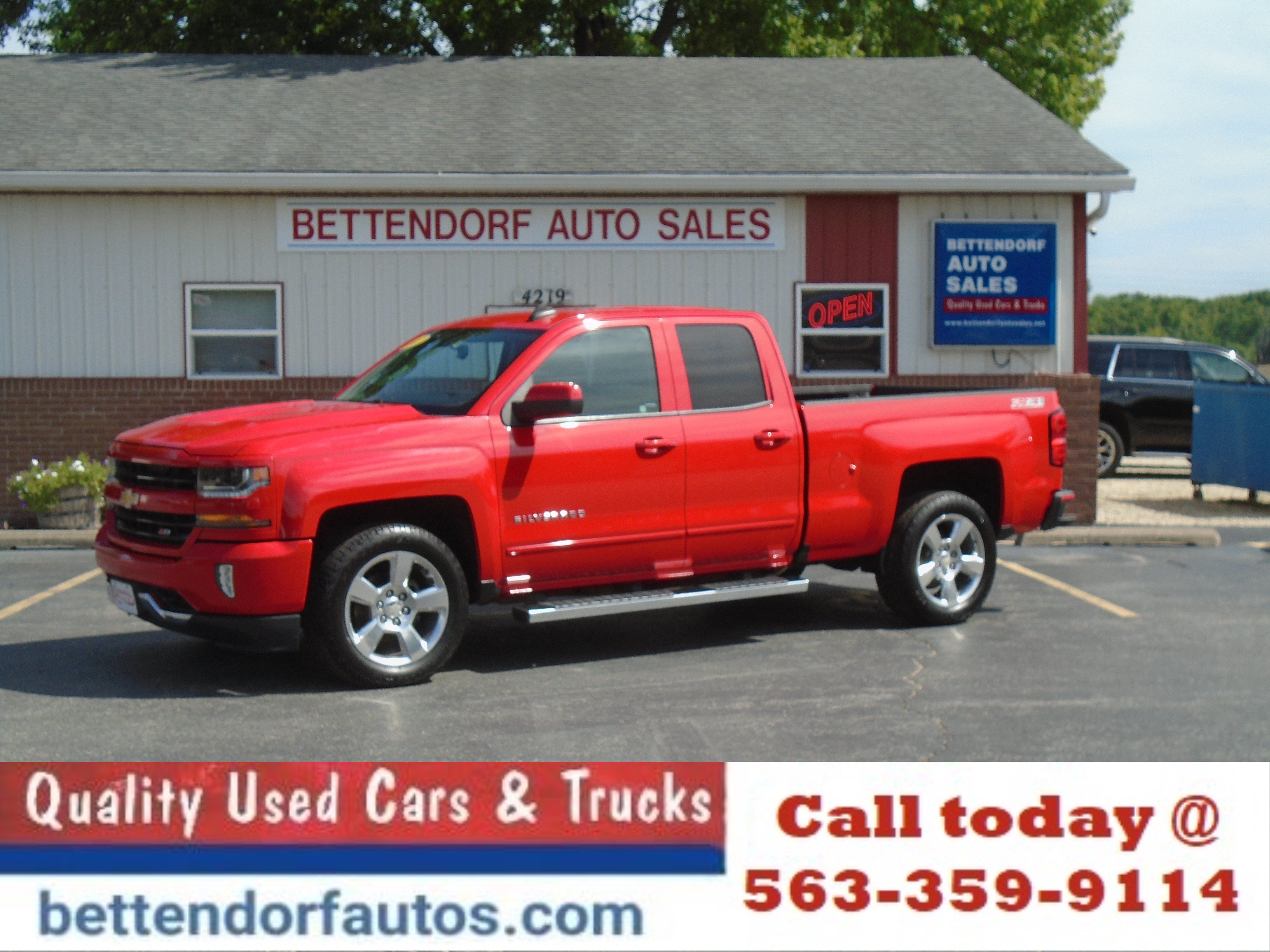 Used 2017 Chevrolet Silverado 1500 LT w/ All Star Edition AWD/4WD image 1