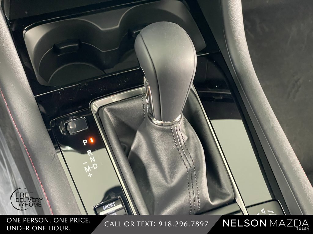 New 2026 MAZDA MAZDA3 Carbon image 32