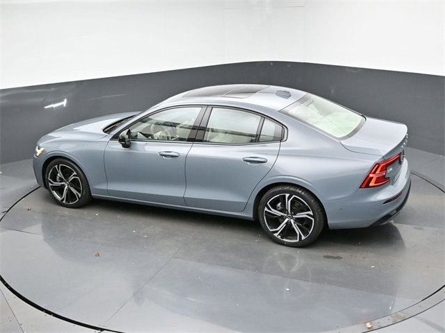 Used 2024 Volvo S60 B5 Ultimate image 46