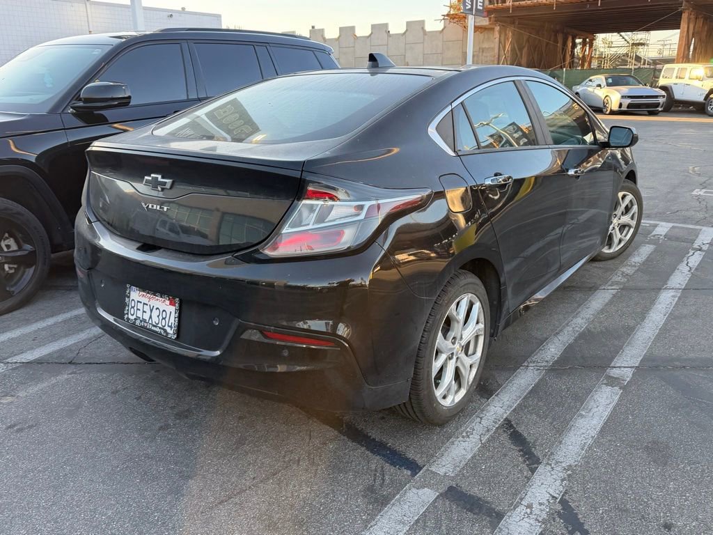 Used 2018 Chevrolet Volt Premier w/ Driver Confidence Package image 4