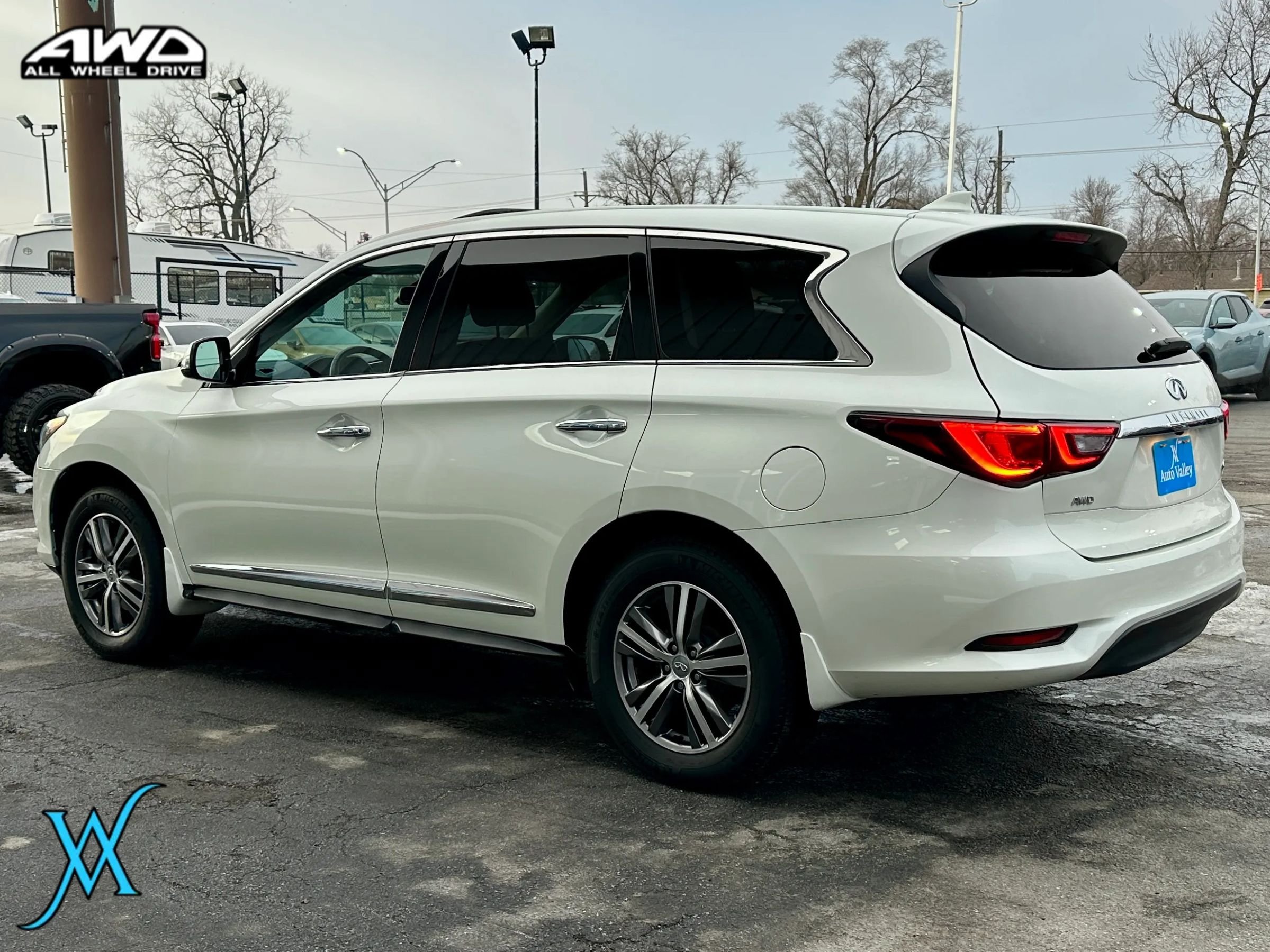 Used 2019 INFINITI QX60 Pure AWD/4WD image 5
