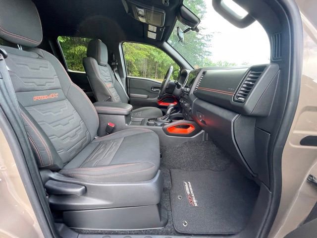 Used 2024 Nissan Frontier PRO-4X w/ Off-Road Protection Package image 25