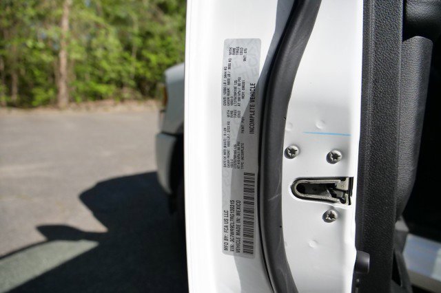 Used 2024 RAM 3500 Laramie AWD/4WD image 44