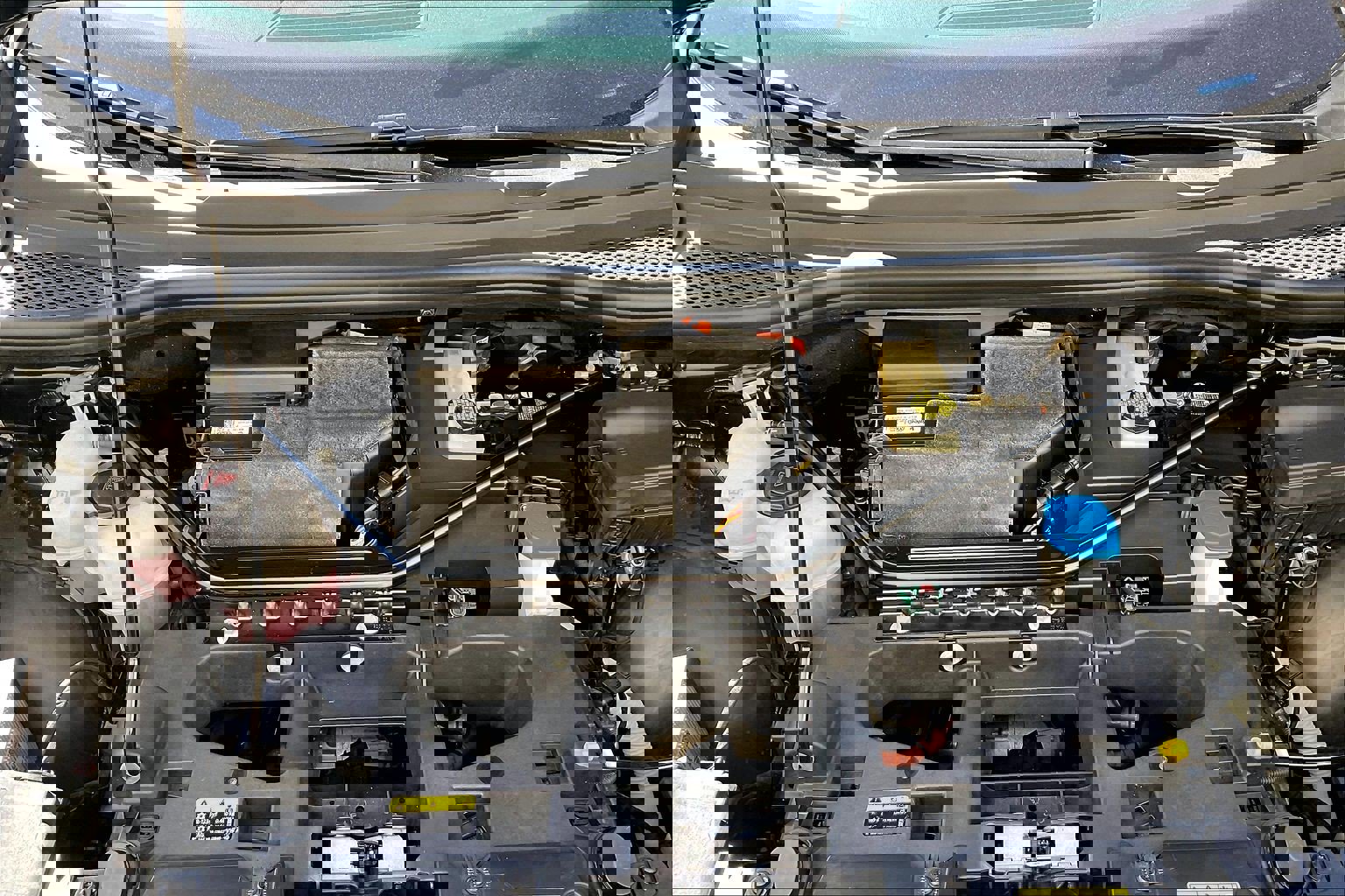 Certified 2022 Volkswagen ID.4 Pro S w/ Gradient Package image 8