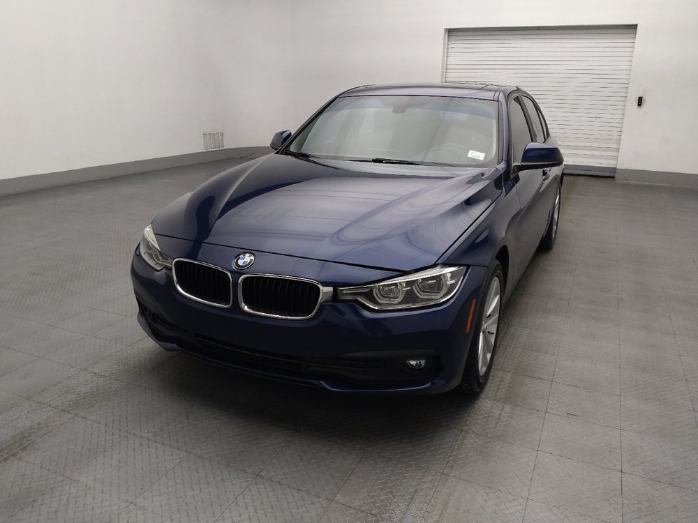 Used 2018 BMW 320i xDrive Sedan w/ Convenience Package AWD/4WD image 15