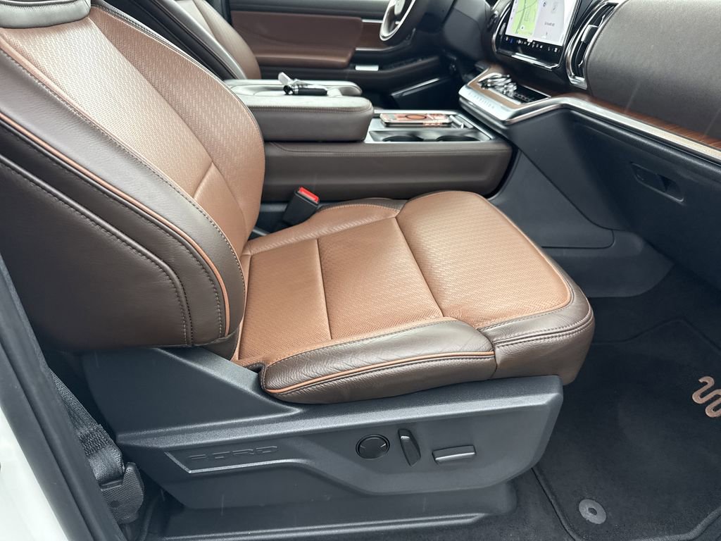 Used 2025 Ford Expedition Max King Ranch AWD/4WD image 13