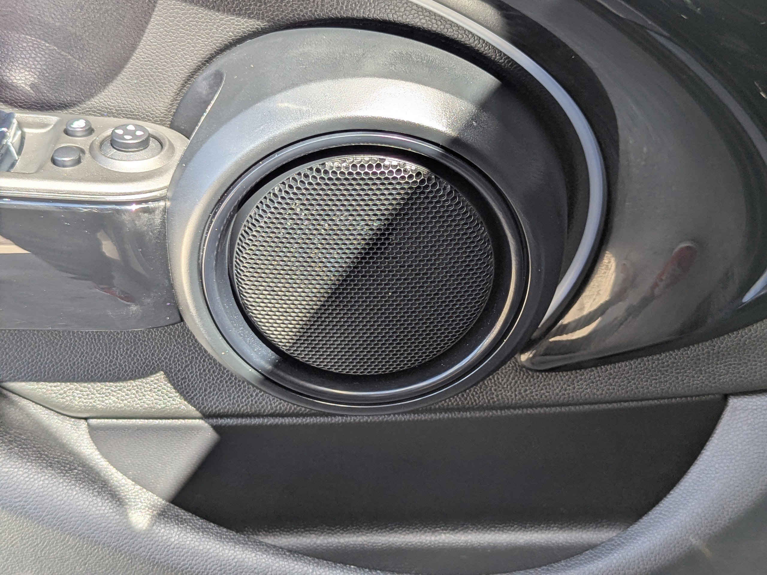 Used 2022 MINI Cooper S w/ Premium Package image 17