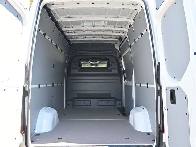 Used 2024 Mercedes-Benz Sprinter 144 Cargo image 17