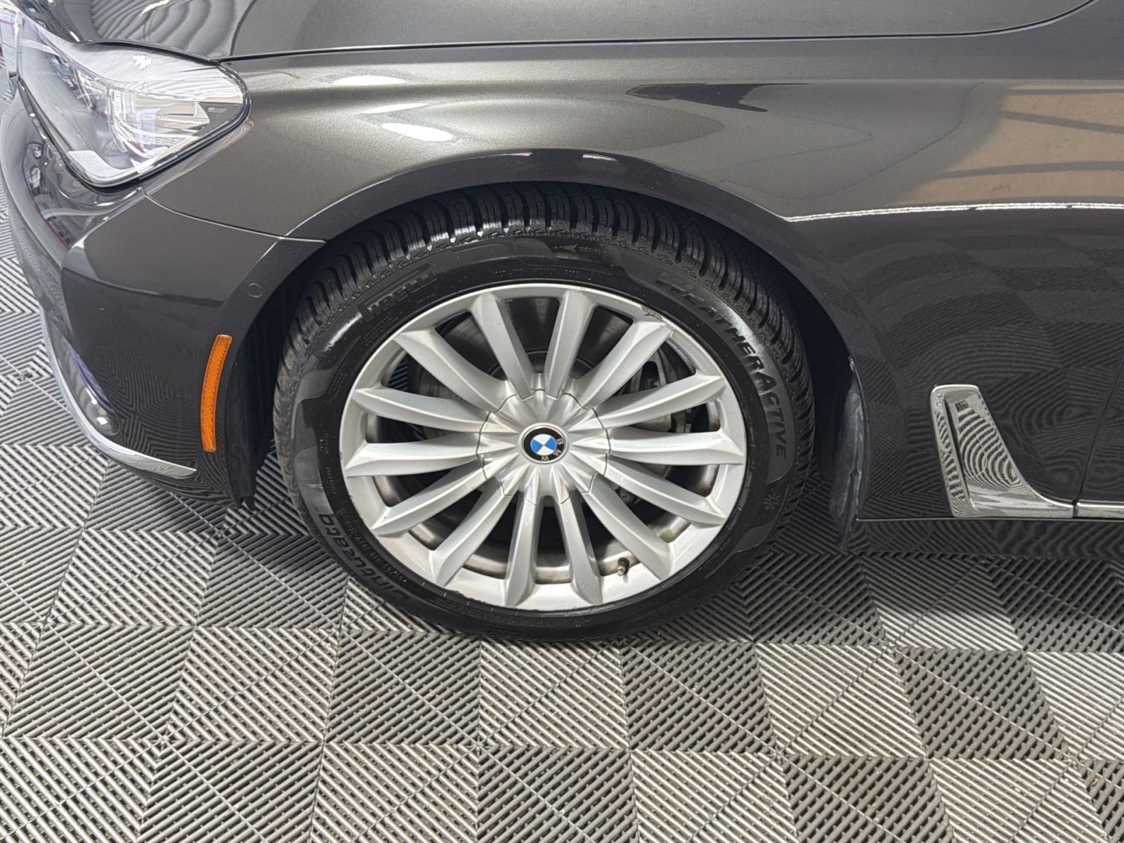 Used 2017 BMW 740i xDrive image 12