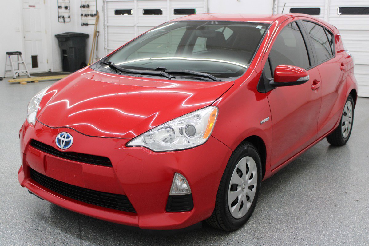 Used 2012 Toyota Prius C Two image 3