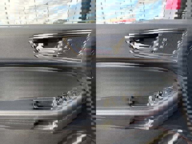 Certified 2022 Ford Edge SEL w/ Convenience Package image 11