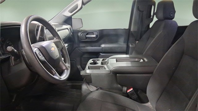 Used 2020 Chevrolet Silverado 1500 Custom w/ Custom Value Package image 9